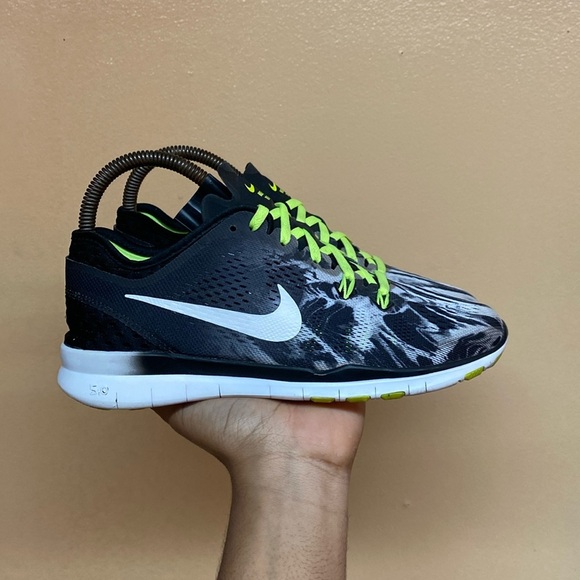 Nike Free TR Fit 5 Women’s Running Sneakers “Black White Gray Volt” - Picture 1 of 17